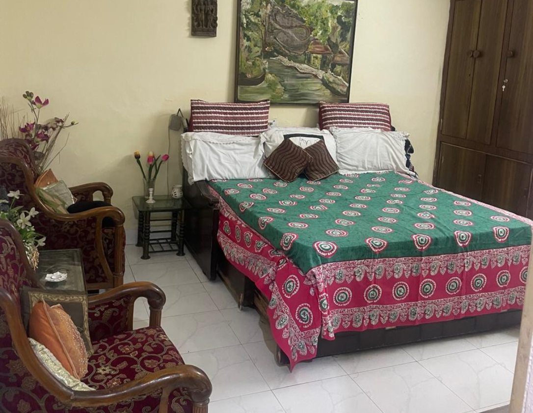 8bhk Kothi for sale in Sector 19 Noida