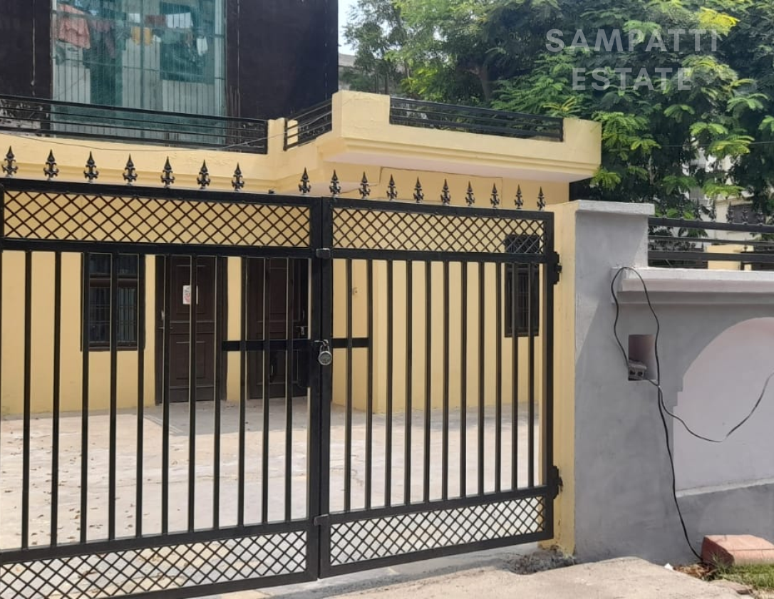 Plot for Sale in Sector 55 Noida